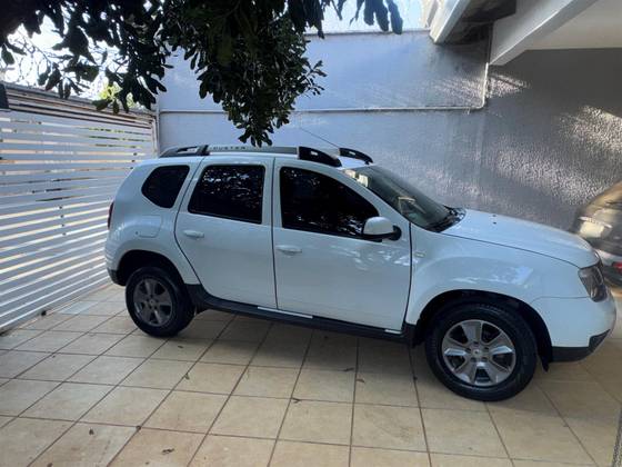 RENAULT DUSTER 1.6 16V SCE FLEX DYNAMIQUE X-TRONIC RENAULT DUSTER 1.6 16V SCE FLEX DYNAMIQUE X-TRONIC